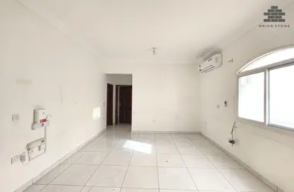 Apartment - 2 Bedrooms - 2 Bathrooms for rent in Muntazah 7 - Al Muntazah - Doha