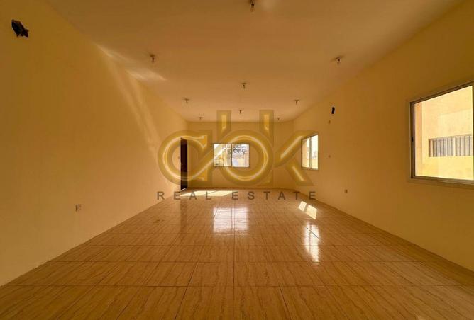 54151879 - Property Main Image