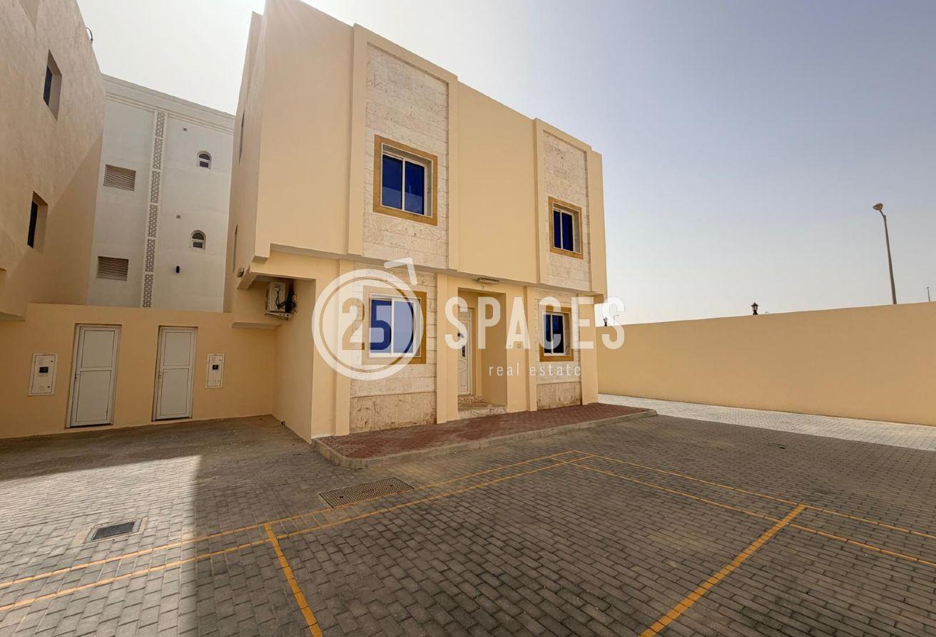 Brand New I Freehold 6 Bdm Villa I Move in Ready - 1