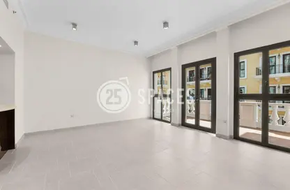 Apartment - 1 Bedroom - 2 Bathrooms for rent in Carnaval - Qanat Quartier - The Pearl Island - Doha