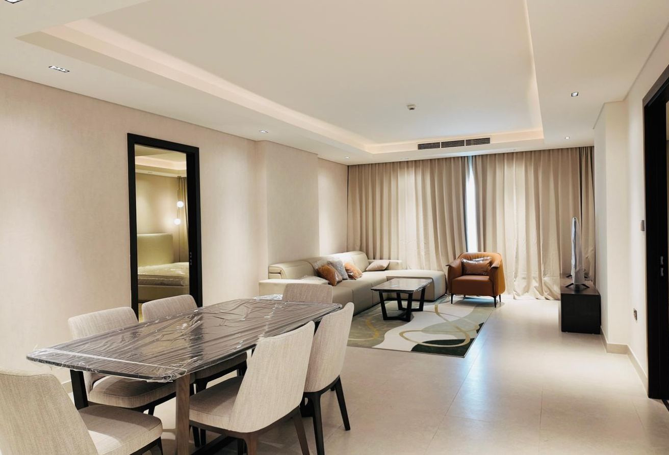 Stylish 2BR Duplex Loft | Furnished | La Plage