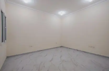 Apartment - 1 Bedroom - 1 Bathroom for rent in Al Khazin Street - Madinat Khalifa South - Madinat Khalifa - Doha