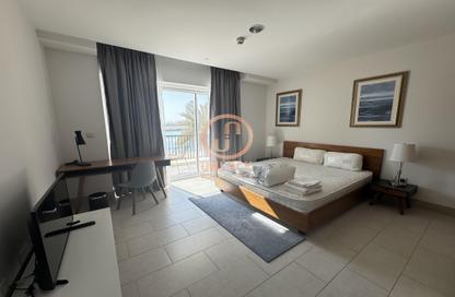 Townhouse - 3 Bedrooms - 5 Bathrooms for rent in Viva West - Viva Bahriyah - The Pearl Island - Doha