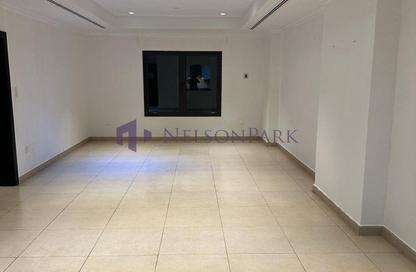 Apartment - 1 Bedroom - 2 Bathrooms for rent in Porto Arabia - The Pearl Island - Doha