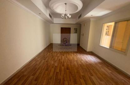 Apartment - 2 Bedrooms - 2 Bathrooms for rent in Al Mansoura - Al Mansoura - Doha
