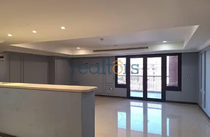 Apartment - 2 Bedrooms - 3 Bathrooms for rent in West Porto Drive - Porto Arabia - The Pearl Island - Doha