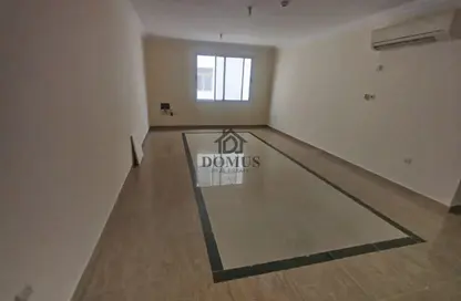 Apartment - 2 Bedrooms - 2 Bathrooms for rent in Al Zubair Bakkar Street - Al Sadd - Doha