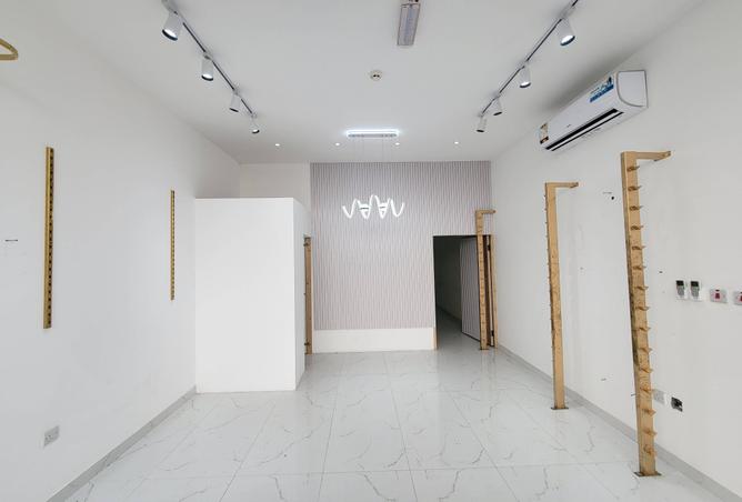 54196995 - Property Image 2