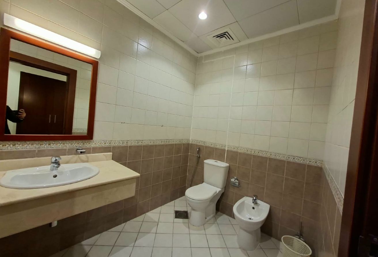 Luxury Furnished 2 BHK Apartment | QAR 10,999 thumbnail 14