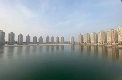 Apartment - 1 Bedroom - 2 Bathrooms for sale in Tower 29 - Viva Bahriyah - The Pearl Island - Doha