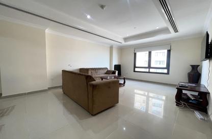 Apartment - 1 Bedroom - 2 Bathrooms for rent in East Porto Drive - Porto Arabia - The Pearl Island - Doha