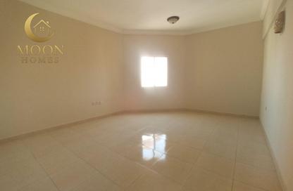 Apartment - 1 Bedroom - 1 Bathroom for rent in Umm Ghuwailina 4 - Umm Ghuwailina - Doha Apartment - 1 Bedroom - 1 Bathroom for rent in Umm Ghuwailina 4 - Umm Ghuwailina - Doha