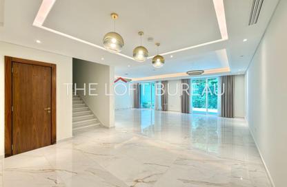Villa - 5 Bedrooms - 6 Bathrooms for rent in Floresta Gardens - Floresta Gardens - The Pearl Island - Doha
