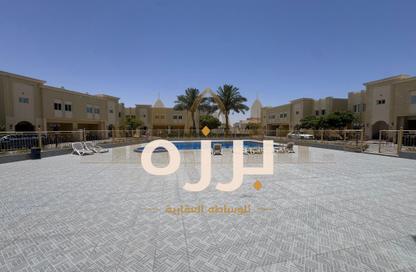 مجمع سكني - 4 غرف نوم - 3 حمامات للايجار في الغرافة - الدوحة مجمع سكني - 4 غرف نوم - 3 حمامات للايجار في الغرافة - الدوحة