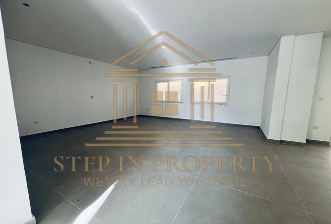 977194 - Property Image 3