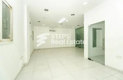 Office Space - Studio - 1 Bathroom for rent in Bu Hamour Street - Abu Hamour - Doha