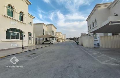 Villa - 6 Bedrooms - 5 Bathrooms for rent in Muraikh - AlMuraikh - Doha
