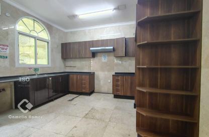 Villa - 6 Bedrooms - 5 Bathrooms for rent in Muraikh - AlMuraikh - Doha