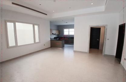 Villa - 7 Bedrooms - 7+ Bathrooms for rent in Al Kheesa - Al Kheesa - Umm Salal Mohammed