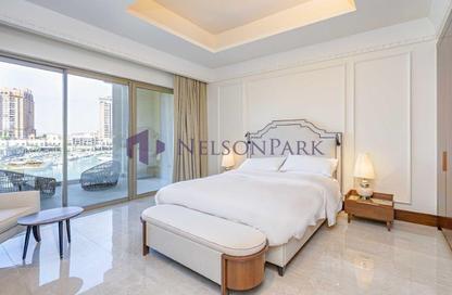 Apartment - 1 Bedroom - 2 Bathrooms for sale in The St. Regis Marsa Arabia Island - Marsa Arabia - The Pearl Island - Doha
