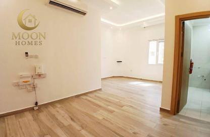 Apartment - 2 - 3 for rent in Al Mansoura - Al Mansoura - Doha