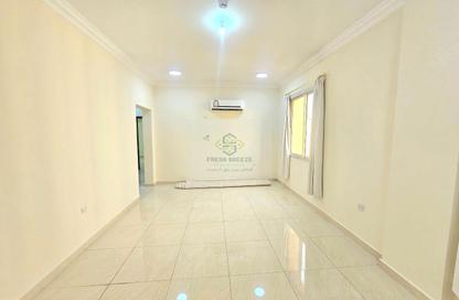 Apartment - 2 Bedrooms - 2 Bathrooms for rent in Umm Ghwailina Comm - Umm Ghuwalina - Umm Ghuwailina - Doha Apartment - 2 Bedrooms - 2 Bathrooms for rent in Umm Ghwailina Comm - Umm Ghuwalina - Umm Ghuwailina - Doha