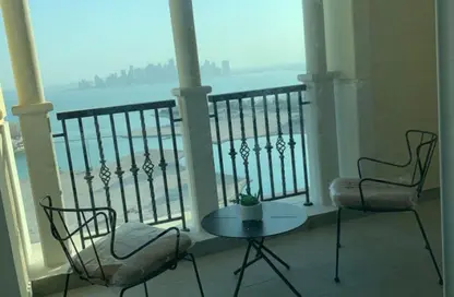 Apartment - 2 Bedrooms - 2 Bathrooms for rent in Tower 14 - Viva Bahriyah - The Pearl Island - Doha