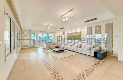 Apartment - 3 Bedrooms - 4 Bathrooms for rent in East Porto Drive - Porto Arabia - The Pearl Island - Doha