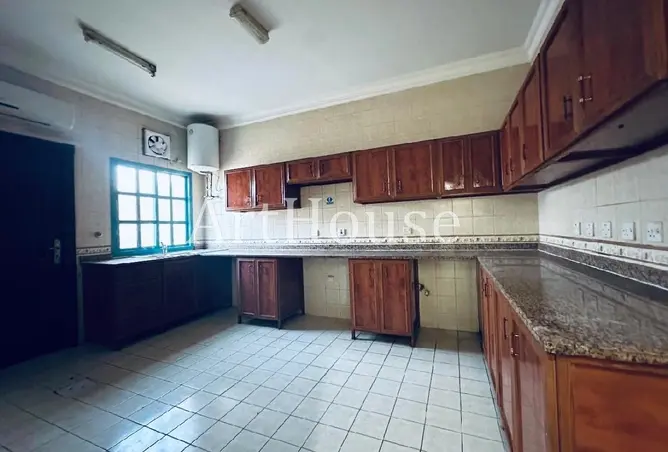 63974185 - Property Image 3