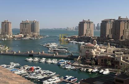 Apartment - 2 Bedrooms - 3 Bathrooms for rent in West Porto Drive - Porto Arabia - The Pearl Island - Doha