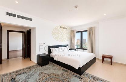 Apartment - 2 Bedrooms - 3 Bathrooms for rent in West Porto Drive - Porto Arabia - The Pearl Island - Doha
