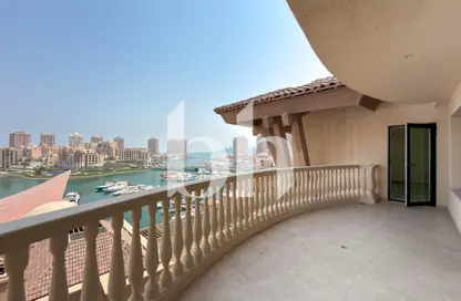 Apartment - 2 Bedrooms - 3 Bathrooms for rent in East Porto Drive - Porto Arabia - The Pearl Island - Doha