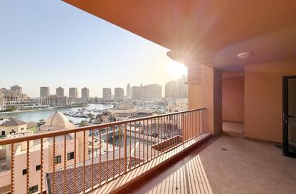 Apartment - 2 Bedrooms - 3 Bathrooms for rent in La Croisette - Porto Arabia - The Pearl Island - Doha