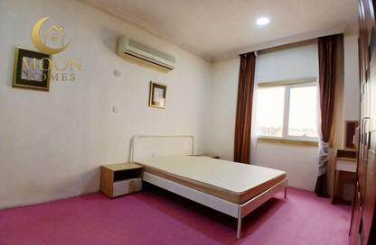 Apartment - 1 Bedroom - 1 Bathroom for rent in Umm Ghwailina Comm - Umm Ghuwalina - Umm Ghuwailina - Doha Apartment - 1 Bedroom - 1 Bathroom for rent in Umm Ghwailina Comm - Umm Ghuwalina - Umm Ghuwailina - Doha