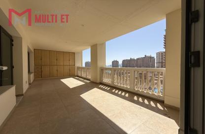 Apartment - 2 Bedrooms - 3 Bathrooms for rent in West Porto Drive - Porto Arabia - The Pearl Island - Doha