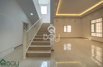 فيلا - 7 غرف نوم - 8 حمامات للبيع في أم قرن - الضعاين