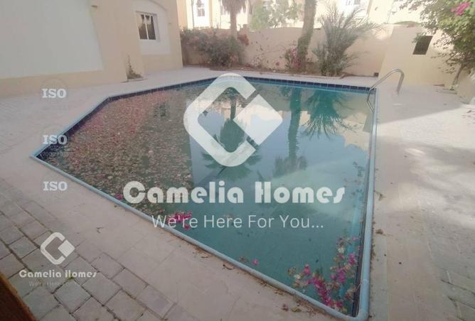 54054215 - Property Image 2