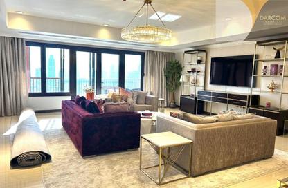 Apartment - 3 Bedrooms - 4 Bathrooms for rent in West Porto Drive - Porto Arabia - The Pearl Island - Doha