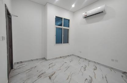 Apartment - Studio - 1 for rent in Old Al Ghanim - Al Ghanim - Doha