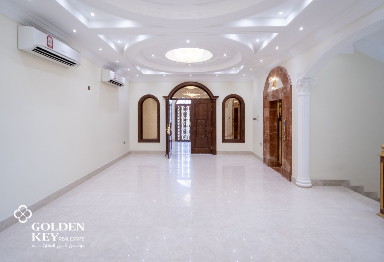 Luxury 9BR Villa  – Opposite Al Thumama Stadium