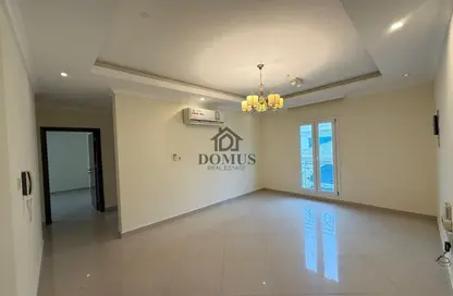 Apartment - 3 Bedrooms - 3 Bathrooms for rent in Thabit Bin Zaid Street - Al Mansoura - Doha