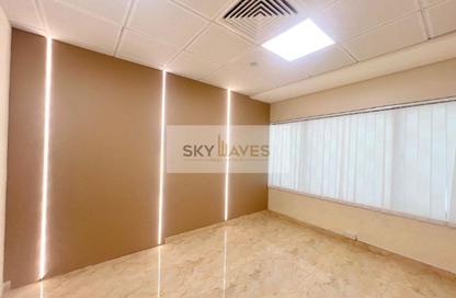 Office Space - Studio - 2 Bathrooms for rent in B-Ring Road - B-Ring Road - Doha