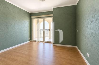 Apartment - 3 - 4 for sale in Viva East - Viva Bahriyah - The Pearl Island - Doha