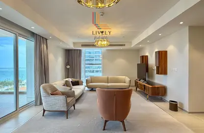 Apartment - 3 Bedrooms - 4 Bathrooms for rent in Marina Tower 02 - Marina District - Lusail