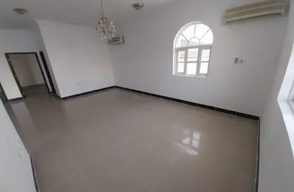 Villa - 4 Bedrooms - 3 Bathrooms for rent in Old Airport 43 - Old Airport Road - Doha
