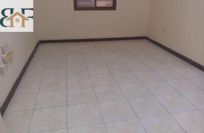 Apartment - 2 Bedrooms - 2 Bathrooms for rent in Al Mansoura - Doha