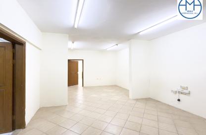 Apartment - 2 - 2 for rent in Umm Ghwailina Comm - Umm Ghuwalina - Umm Ghuwailina - Doha Apartment - 2 - 2 for rent in Umm Ghwailina Comm - Umm Ghuwalina - Umm Ghuwailina - Doha