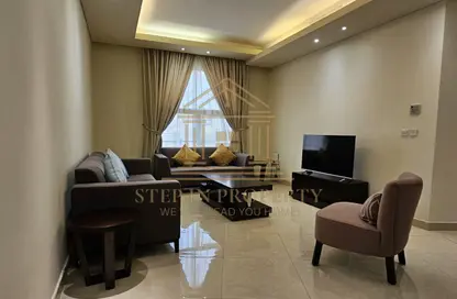 Apartment - 2 Bedrooms - 2 Bathrooms for rent in Al Sadd Road - Al Sadd - Doha