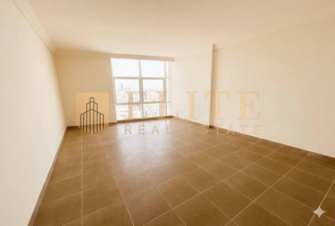 54152701 - Property Image 3