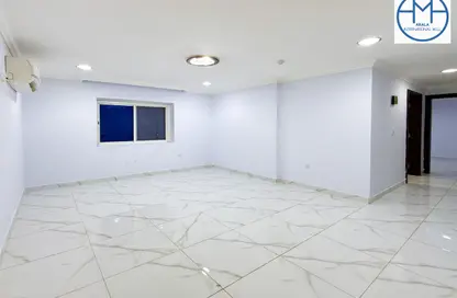 شقة - 2 غرف نوم - 2 حمامات للايجار في 35 بن عمران - فريج بن عمران - الدوحة